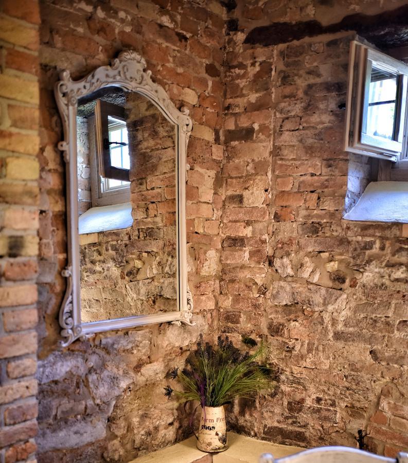 La Cascina Della Musica Bed & Breakfast คอสติจลิโอเล ดิอาสติ ภายนอก รูปภาพ
